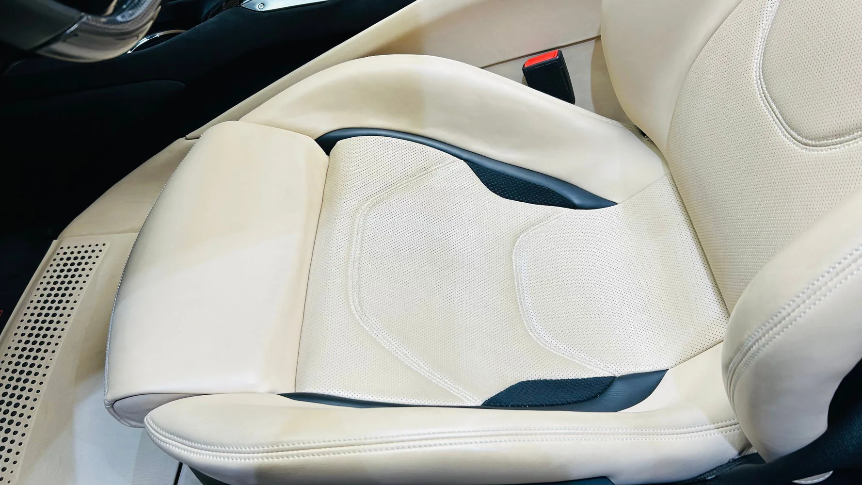 2023 Ferrari 296 GTS, 20/30