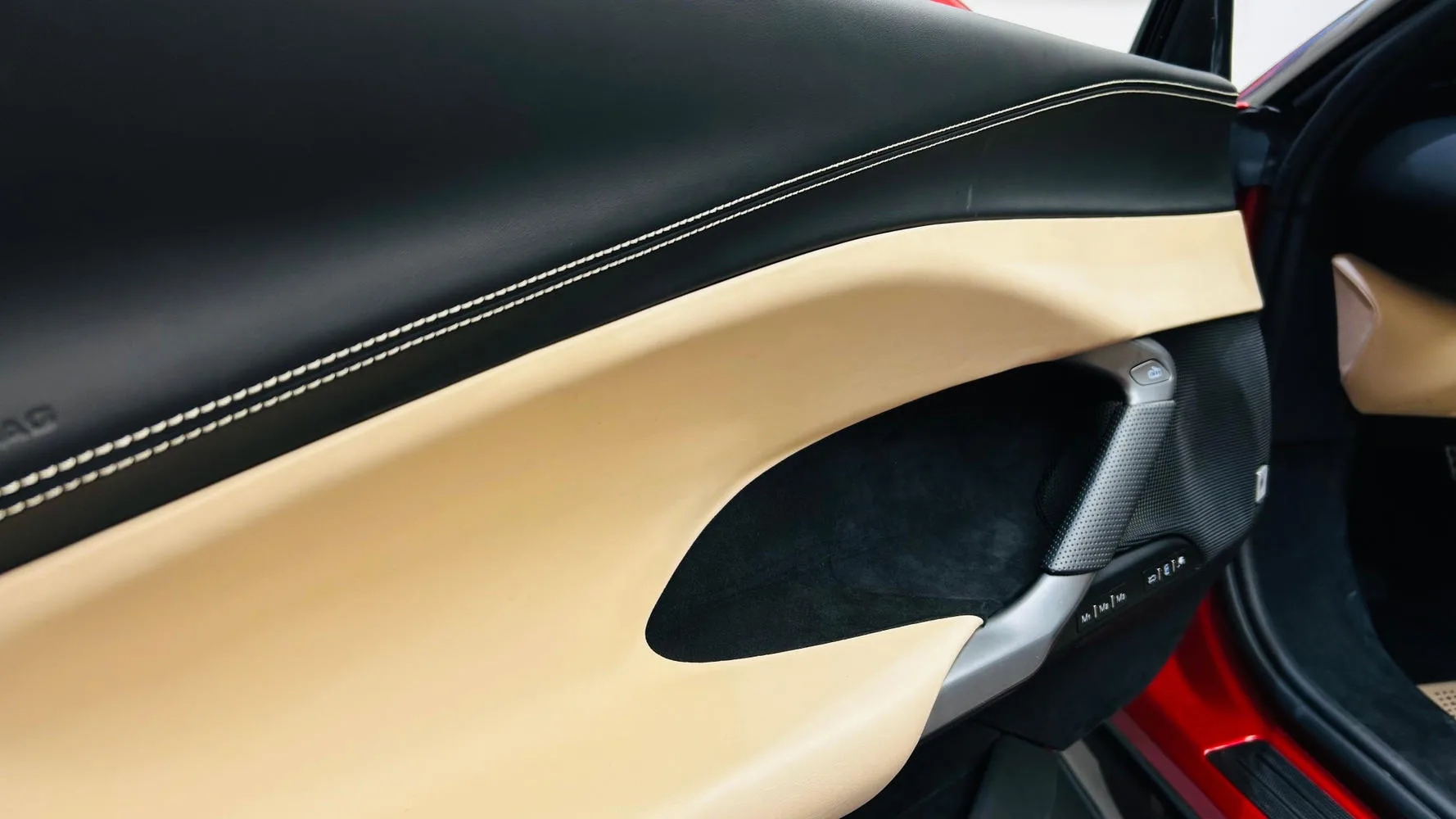 2023 Ferrari 296 GTS, 23/30