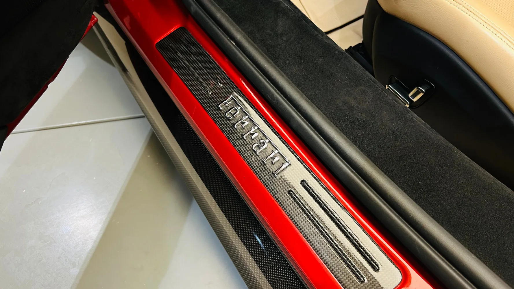 2023 Ferrari 296 GTS, 25/30