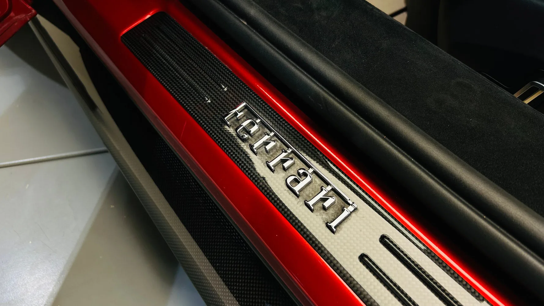 2023 Ferrari 296 GTS, 26/30