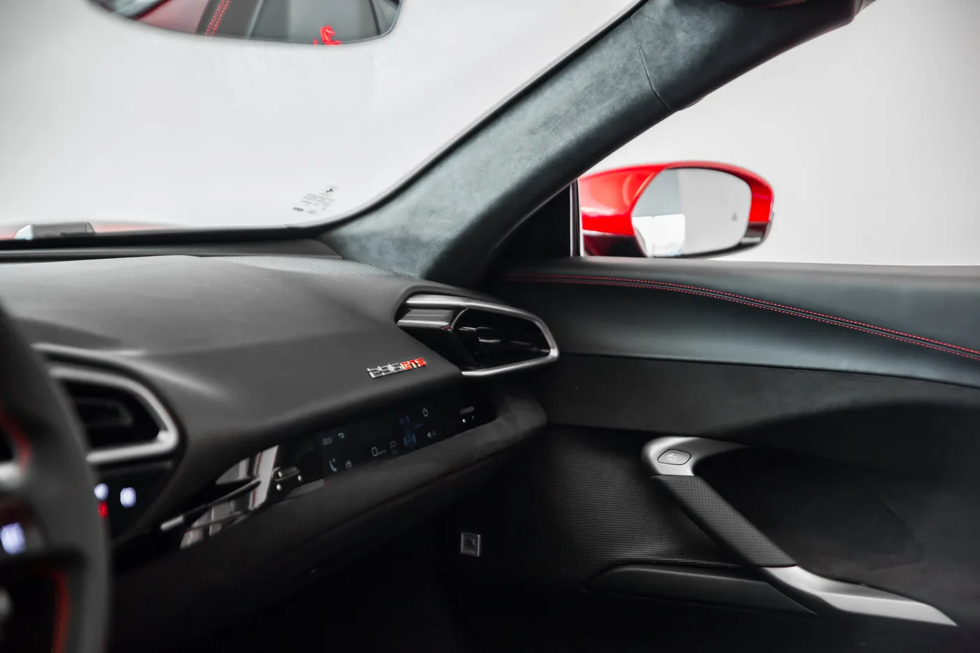 2023 Ferrari 296 GTS offered by a specialist dealer in Hengelo, Netherlands, photo 12 of 15