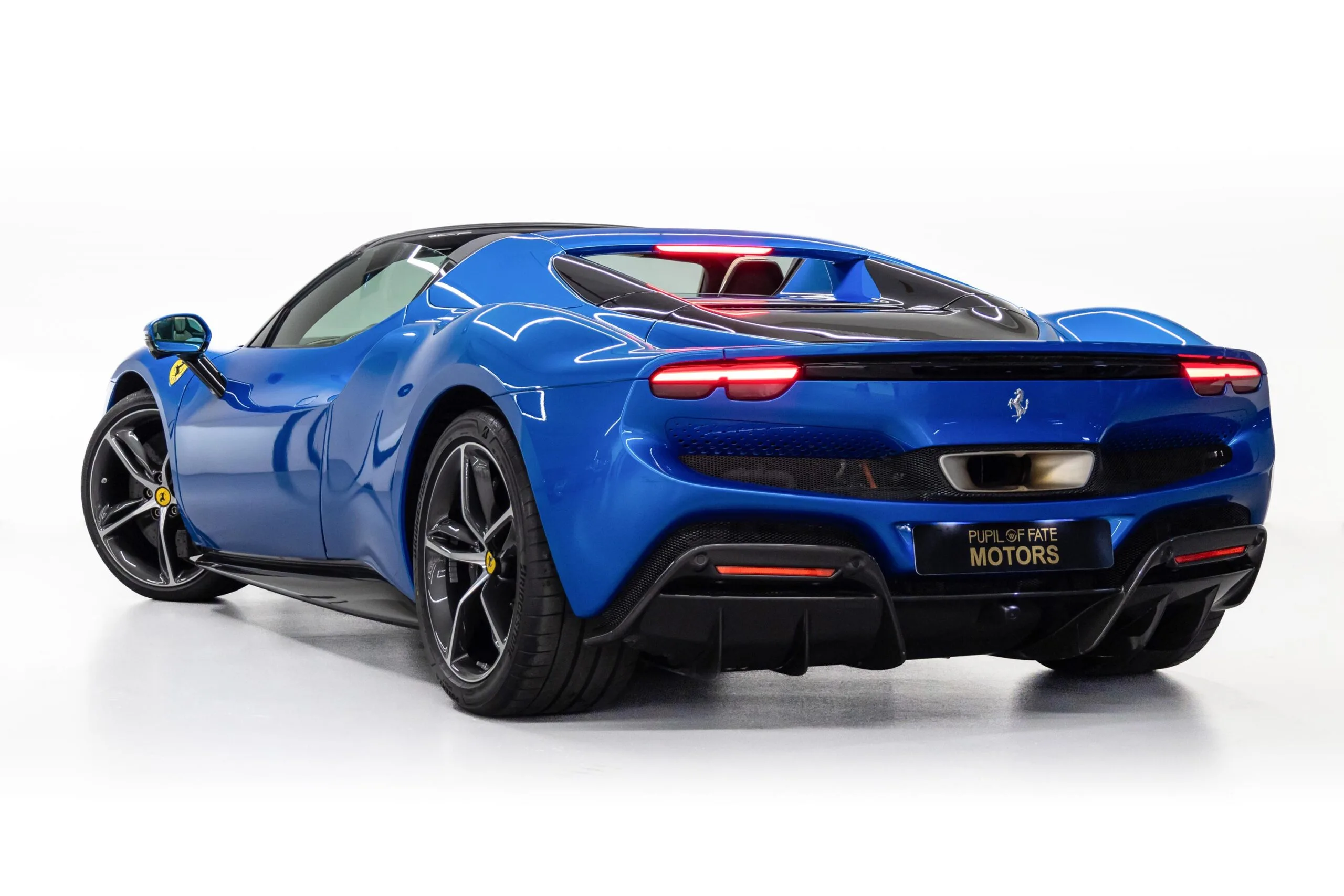 2023 Ferrari 296 GTS, 5/22