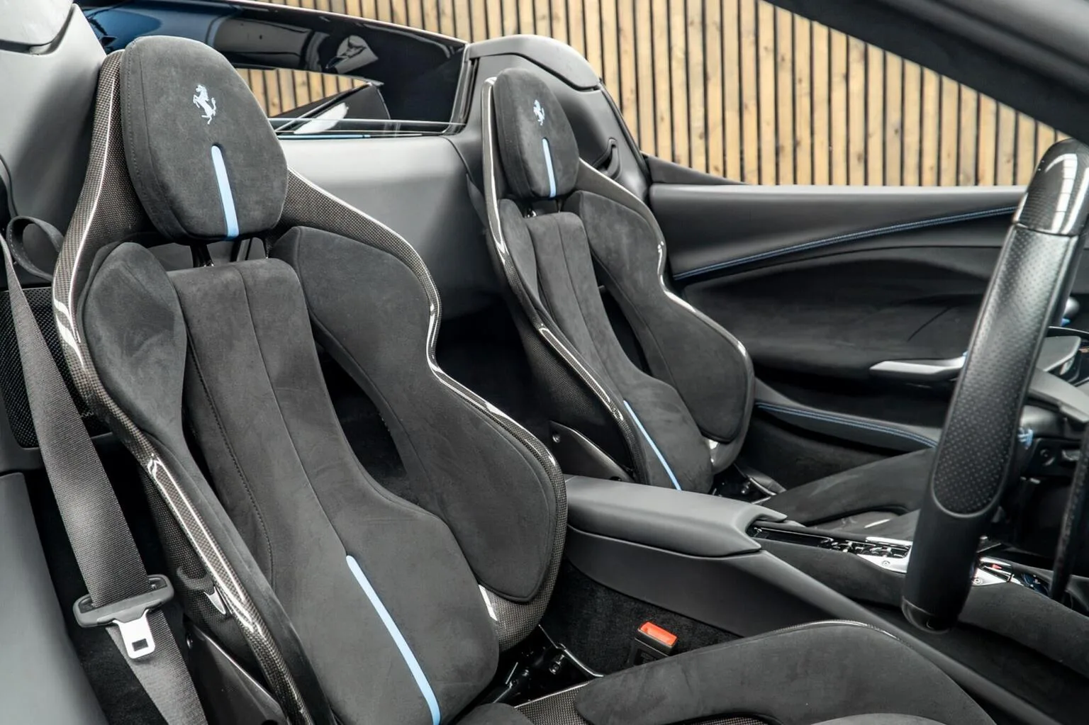 2023 Ferrari 296 GTS, 2/30
