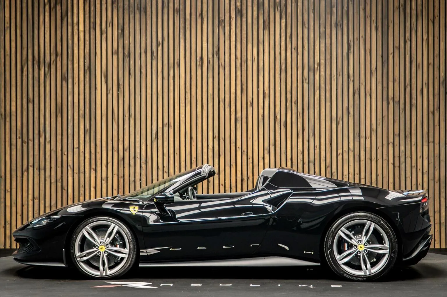 2023 Ferrari 296 GTS, 7/30