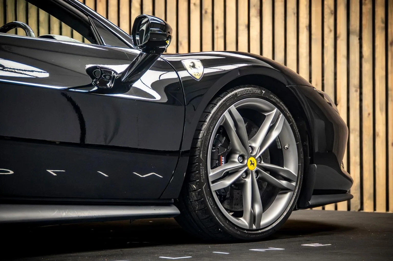 2023 Ferrari 296 GTS, 14/30