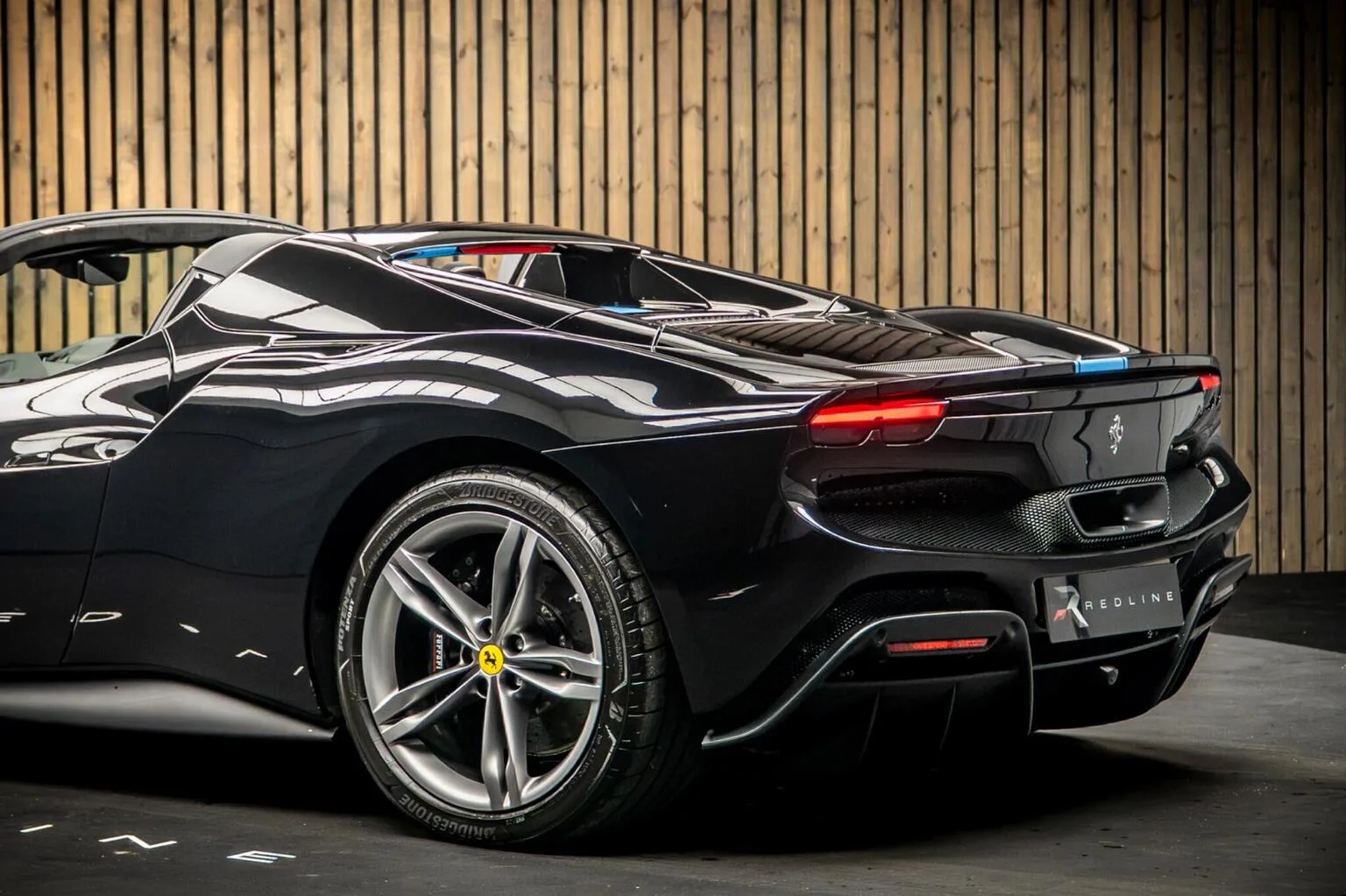 2023 Ferrari 296 GTS, 17/30