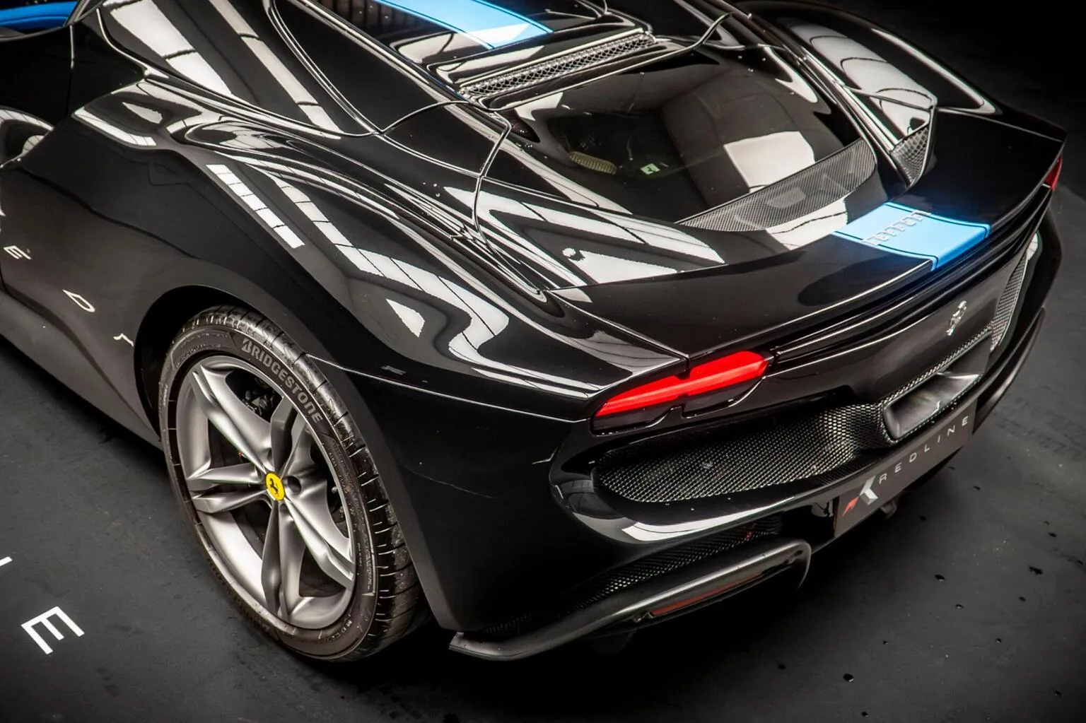 2023 Ferrari 296 GTS, 19/30