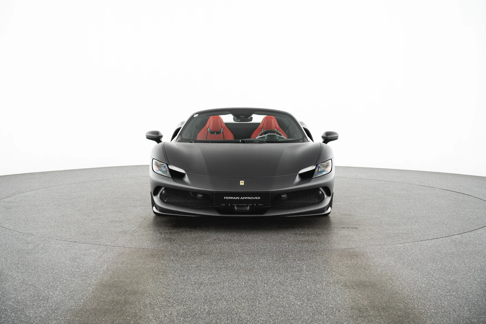 2023 Ferrari 296 GTS angeboten von einem Fachhändler in Vösendorf, Österreich, Hauptfoto