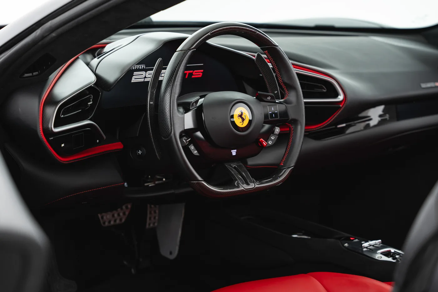 2023 Ferrari 296 GTS angeboten von einem Fachhändler in Vösendorf, Österreich, Foto 10 von 15