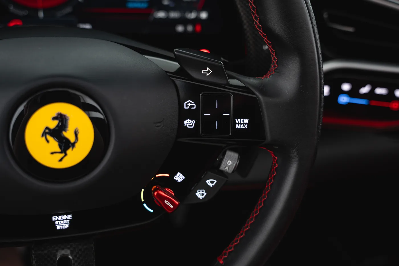 2023 Ferrari 296 GTS angeboten von einem Fachhändler in Vösendorf, Österreich, Foto 13 von 15