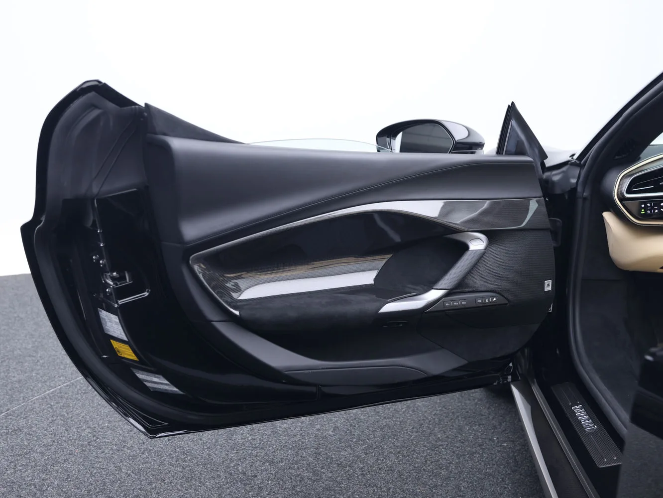 2023 Ferrari 296 GTS, 20/29