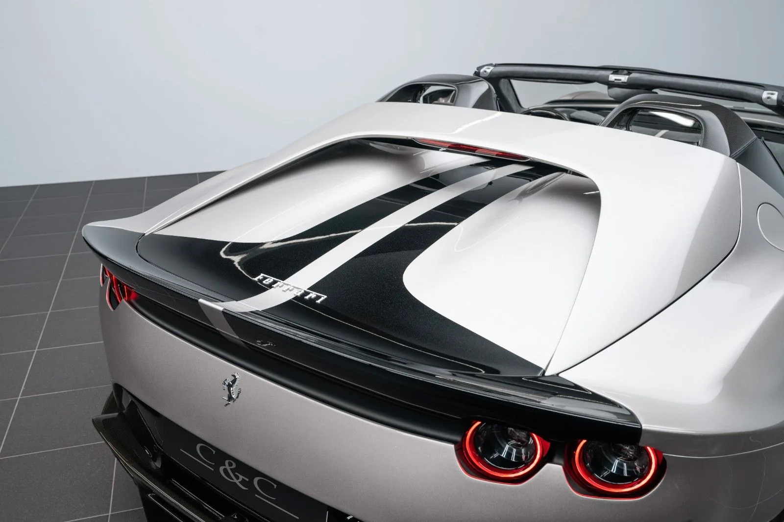 2023 Ferrari 812 Competizione A, 8/30