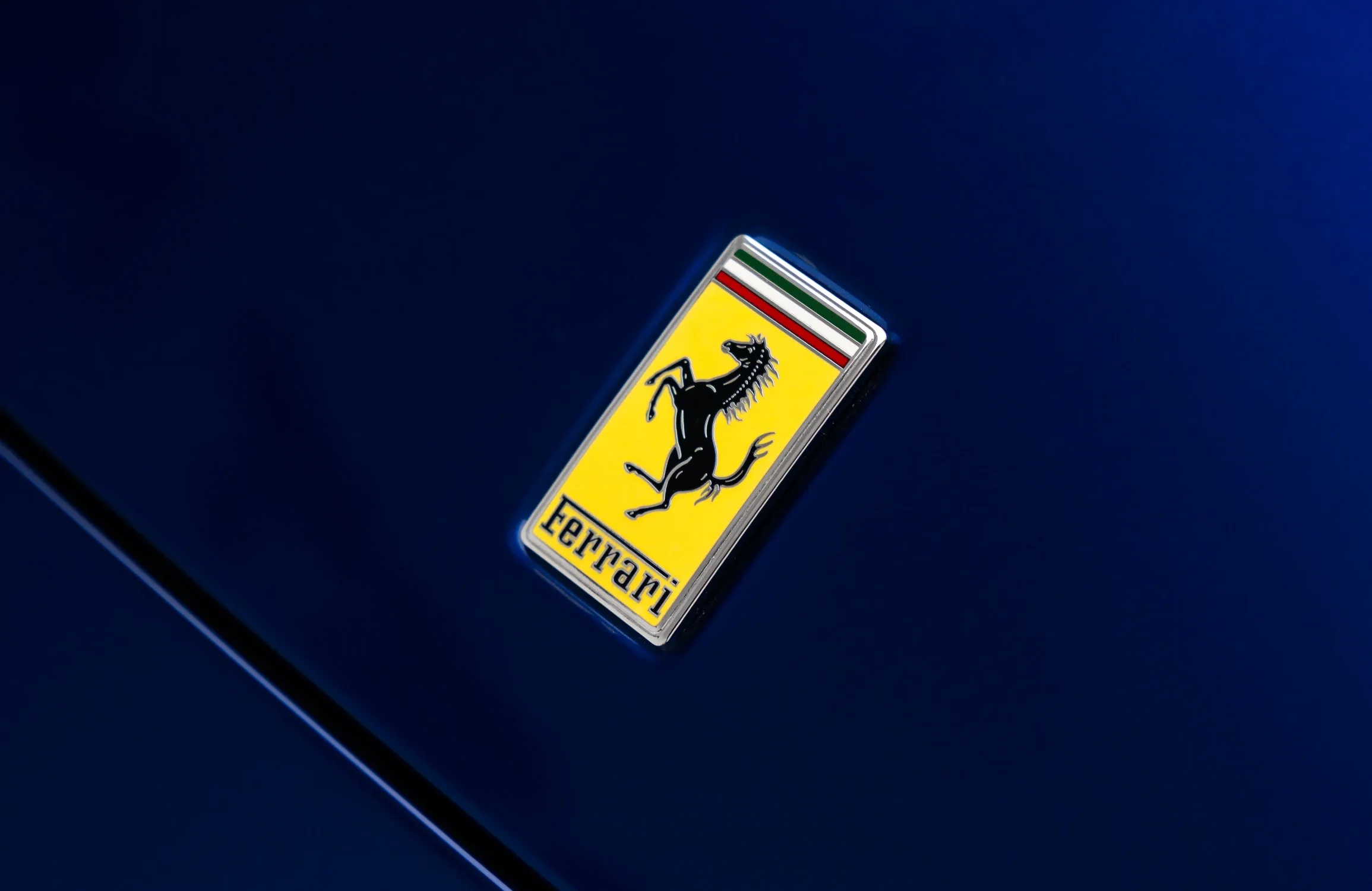 2023 Ferrari 812 Competizione A, 23/30