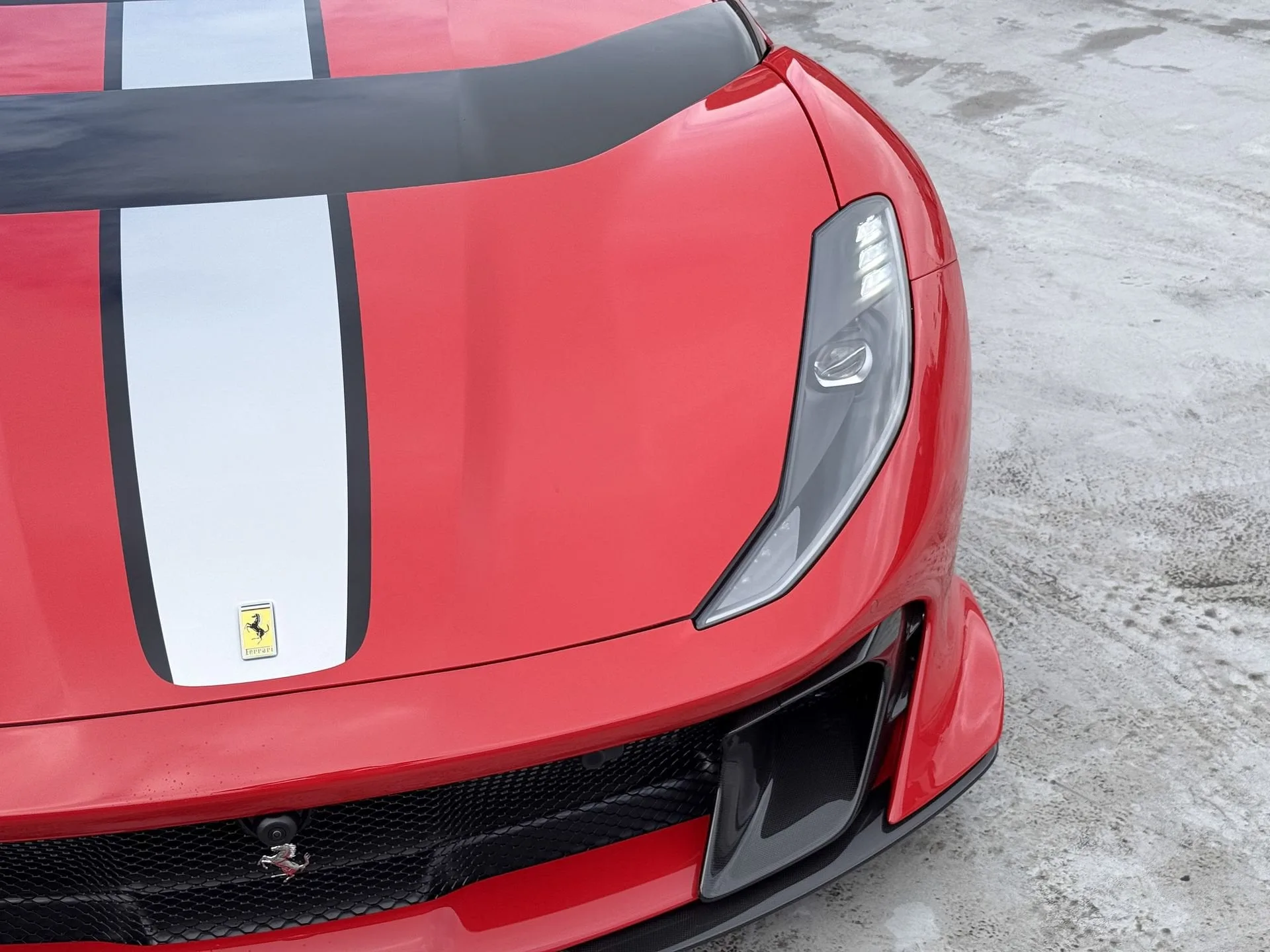 2023 Ferrari 812 Competizione, 22/22