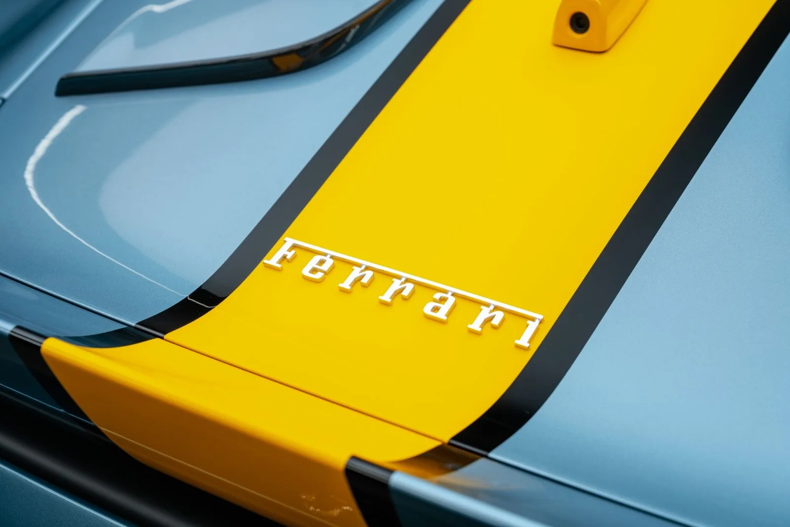 2023 Ferrari 812 Competizione, 12/30
