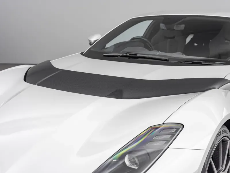 2023 Ferrari 812 Competizione, 19/30