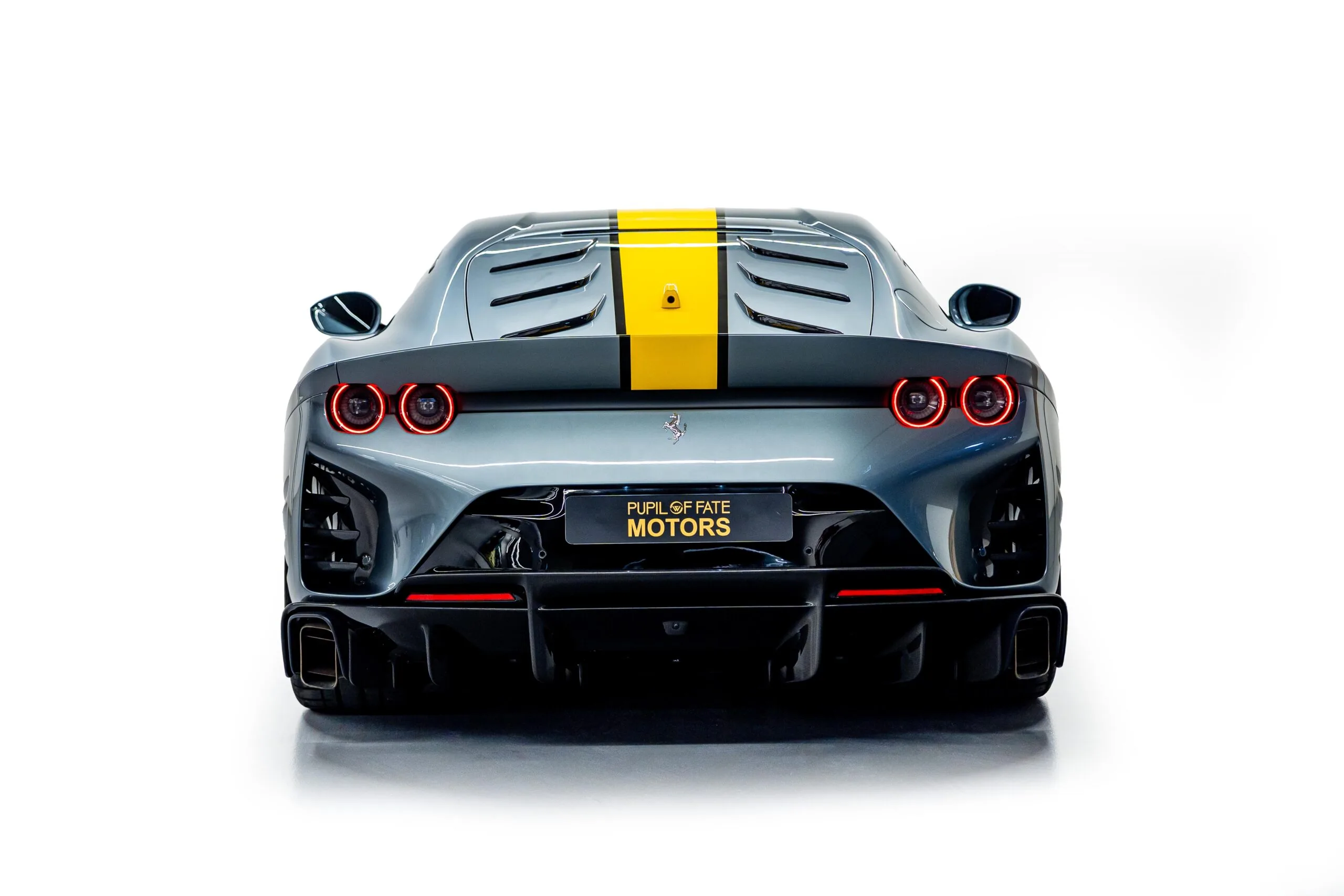2023 Ferrari 812 Competizione, 7/20