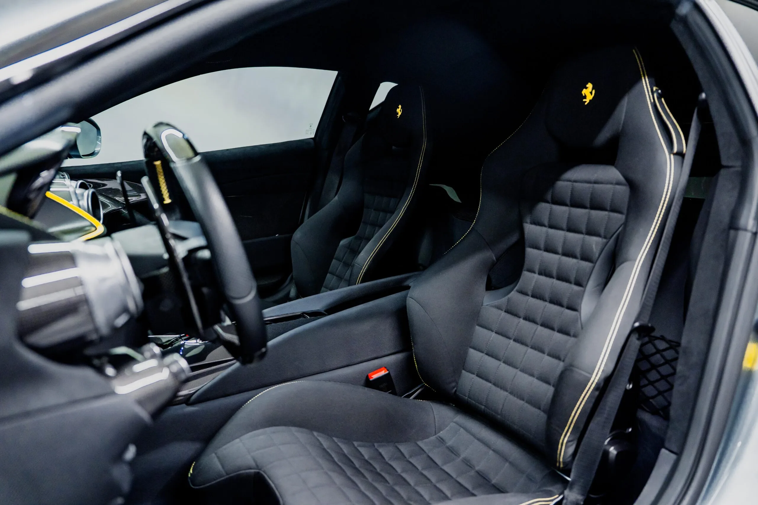 2023 Ferrari 812 Competizione, 20/20
