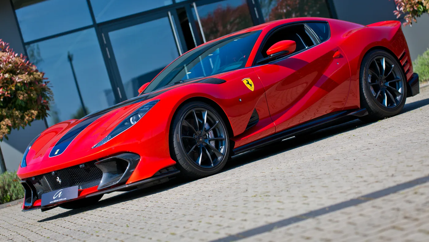 2023 Ferrari 812 Competizione offered by a specialist dealer in Cologne, Germany, photo 6 of 25