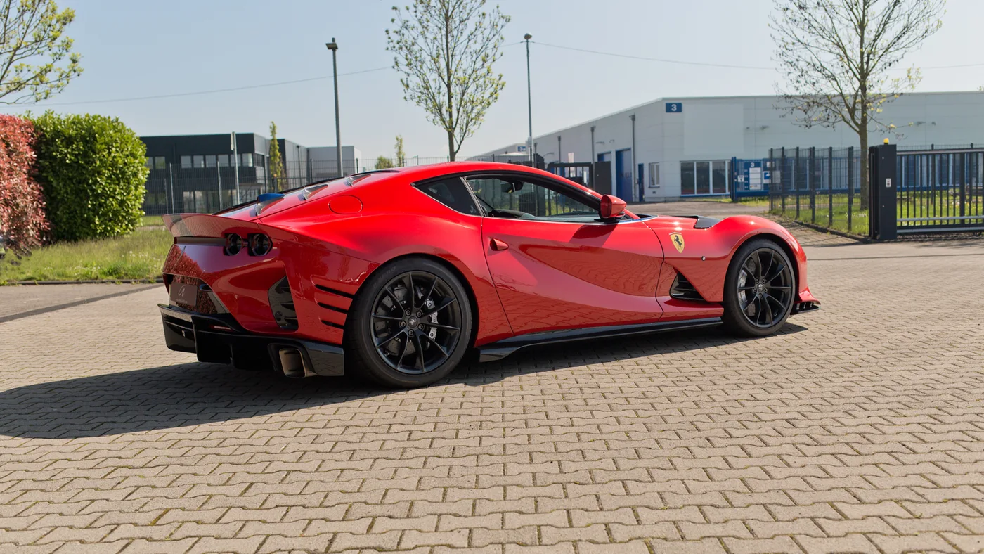 2023 Ferrari 812 Competizione offered by a specialist dealer in Cologne, Germany, photo 8 of 25