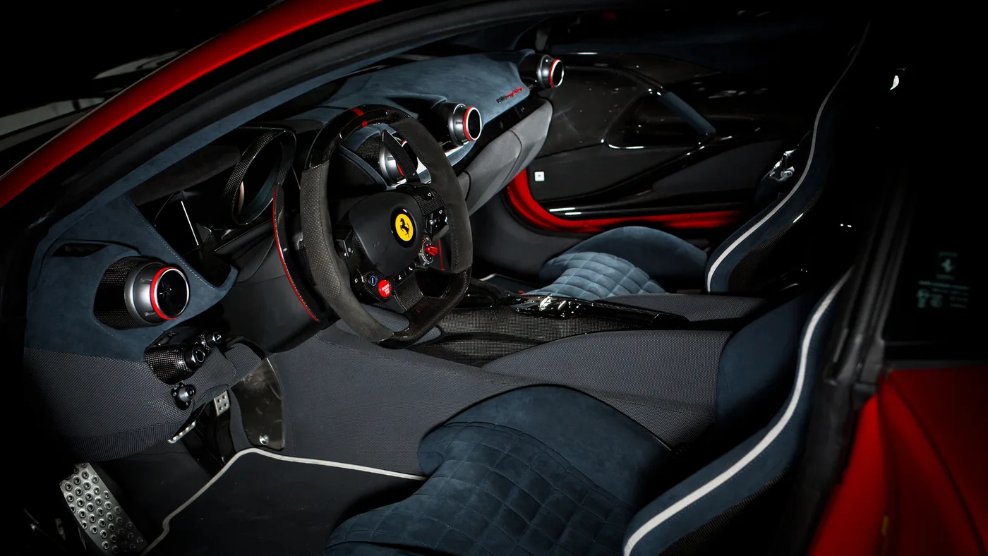 2023 Ferrari 812 Competizione offered by a specialist dealer in Cologne, Germany, photo 22 of 25