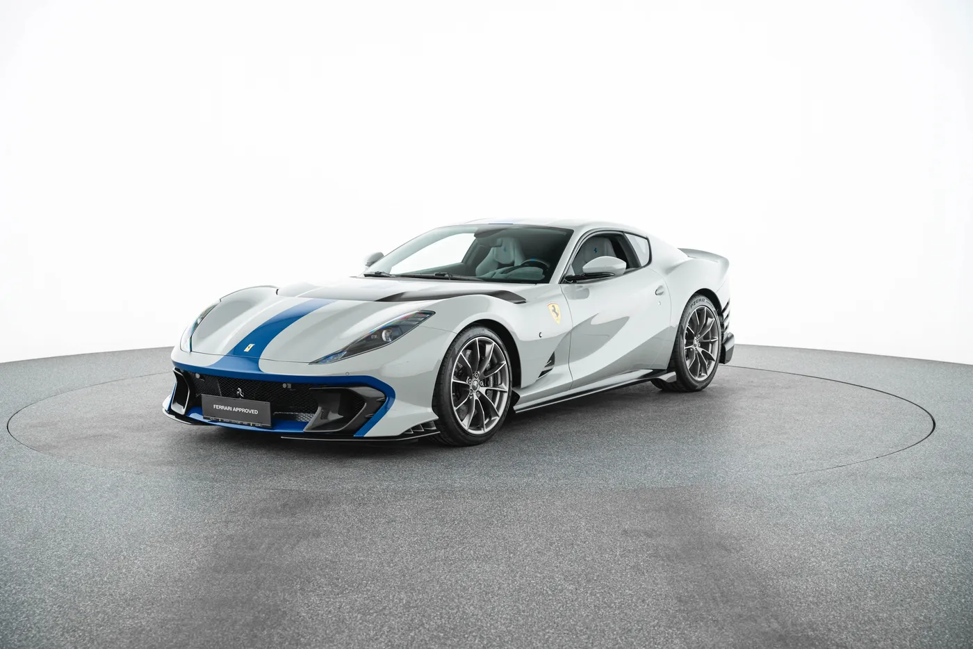 2023 Ferrari 812 Competizione Tailor Made offered by a specialist dealer in Vösendorf, Austria, photo 2 of 15