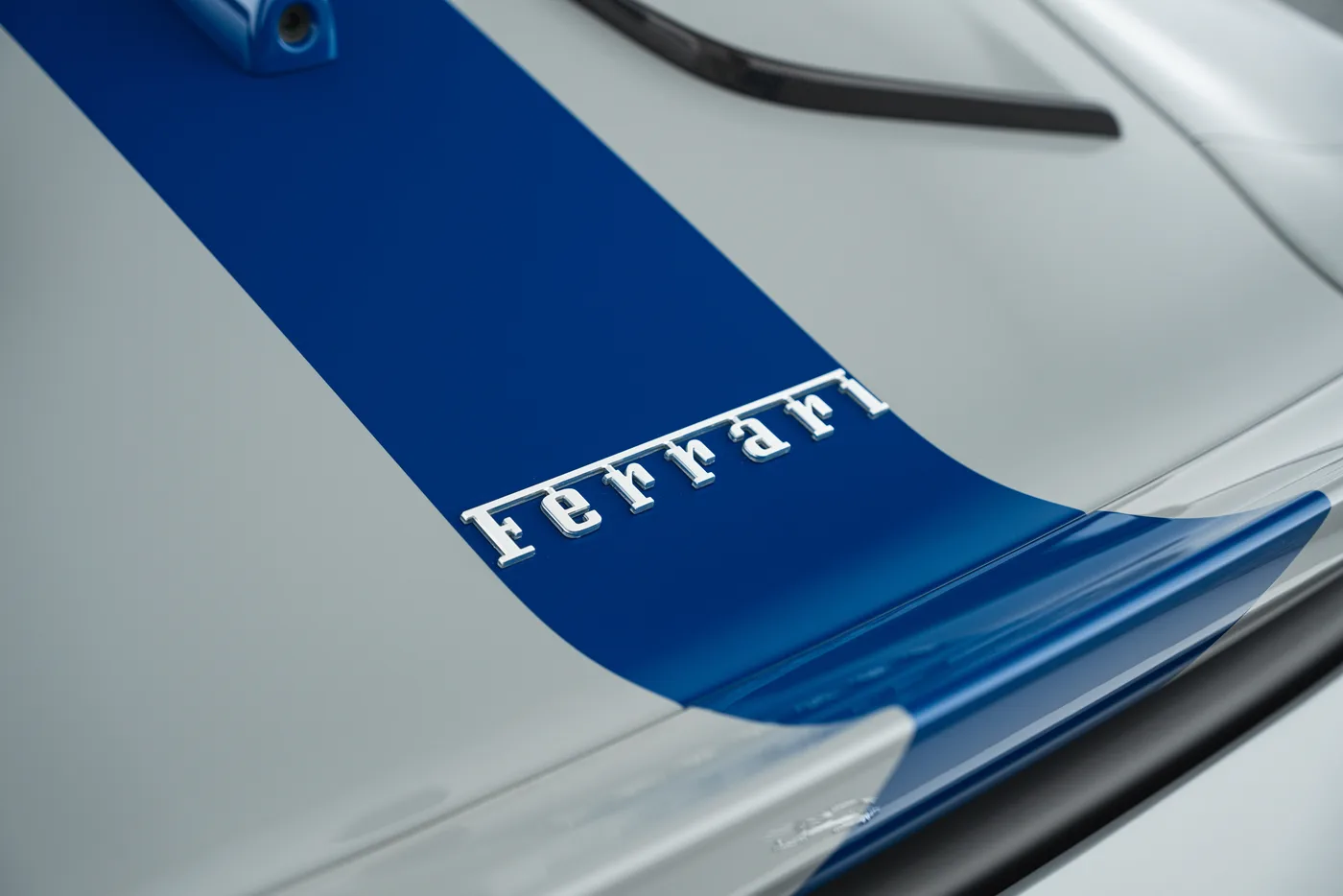 2023 Ferrari 812 Competizione Tailor Made offered by a specialist dealer in Vösendorf, Austria, photo 14 of 15
