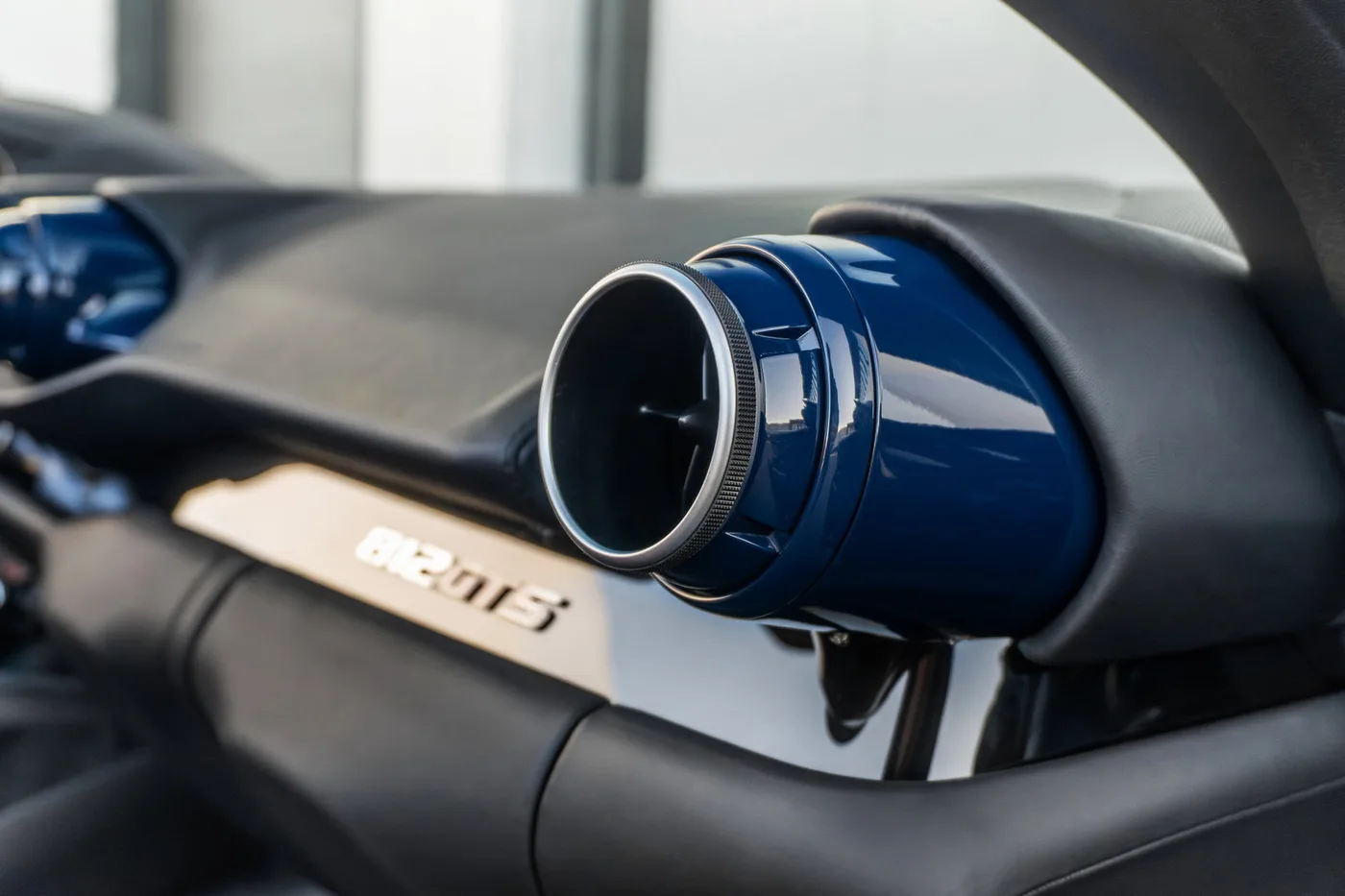 2023 Ferrari 812 GTS offered by a supercar dealer in Woerden, Netherlands, photo 15 of 25