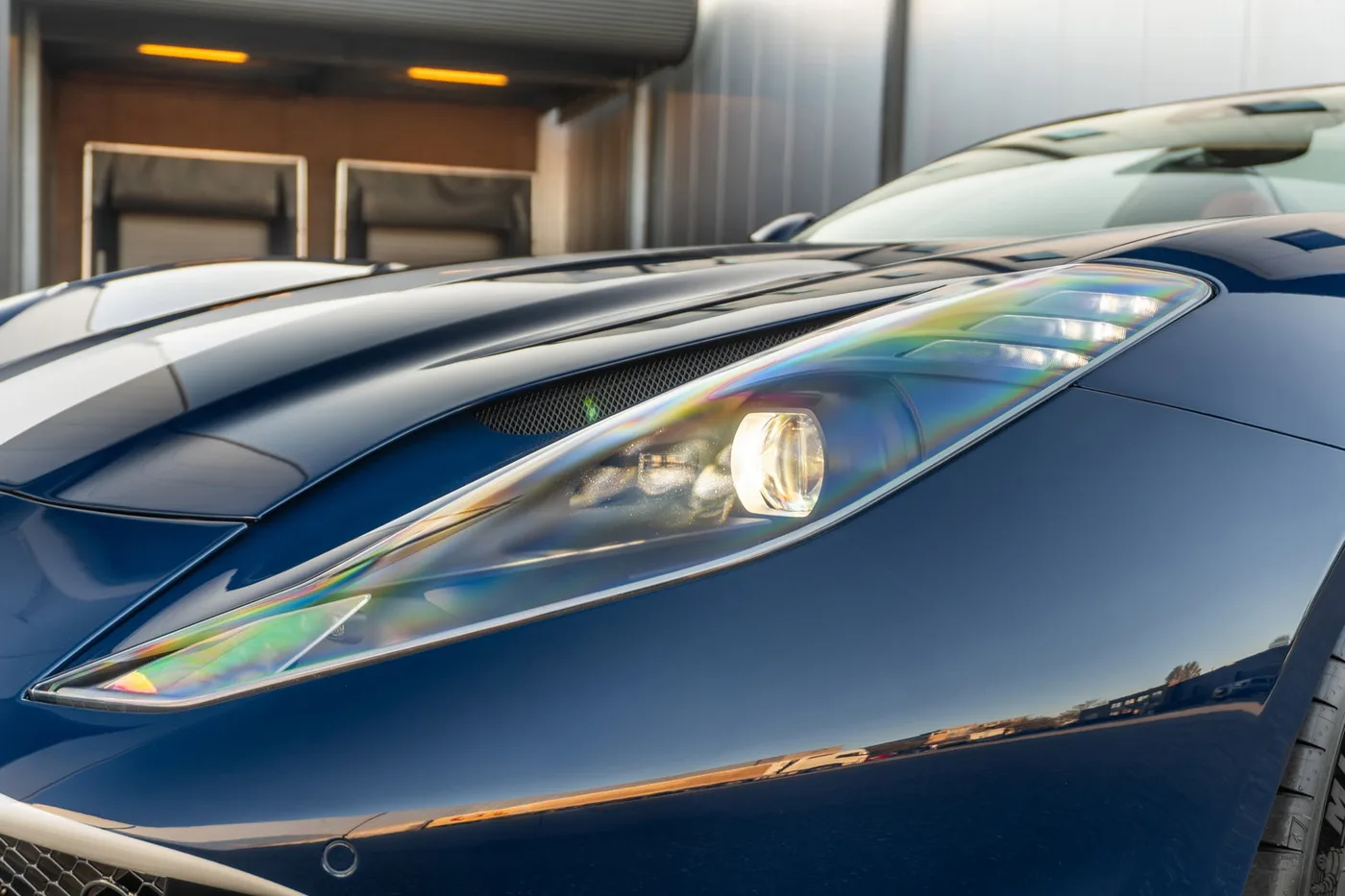 2023 Ferrari 812 GTS offered by a supercar dealer in Woerden, Netherlands, photo 23 of 25
