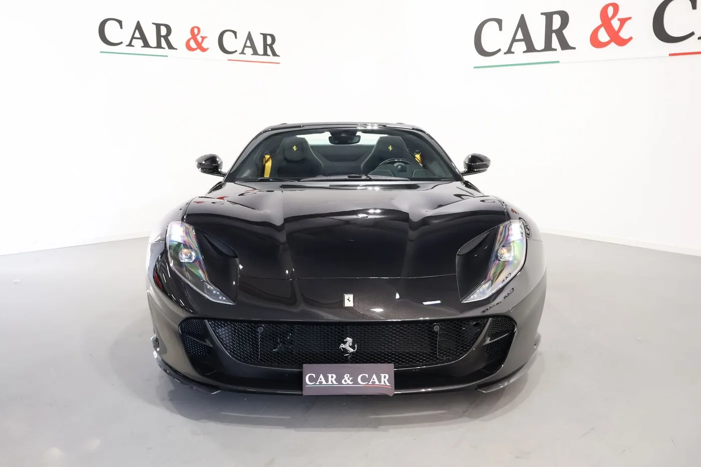2023 Ferrari 812 GTS offered by a supercar dealer in Zibido San Giacomo, Italy, photo 3 of 25
