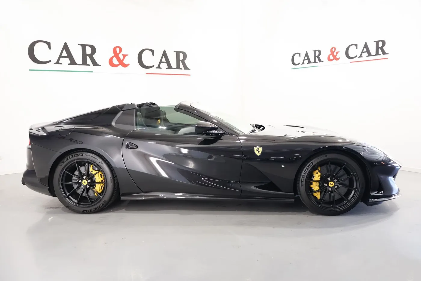 2023 Ferrari 812 GTS offered by a supercar dealer in Zibido San Giacomo, Italy, photo 5 of 25