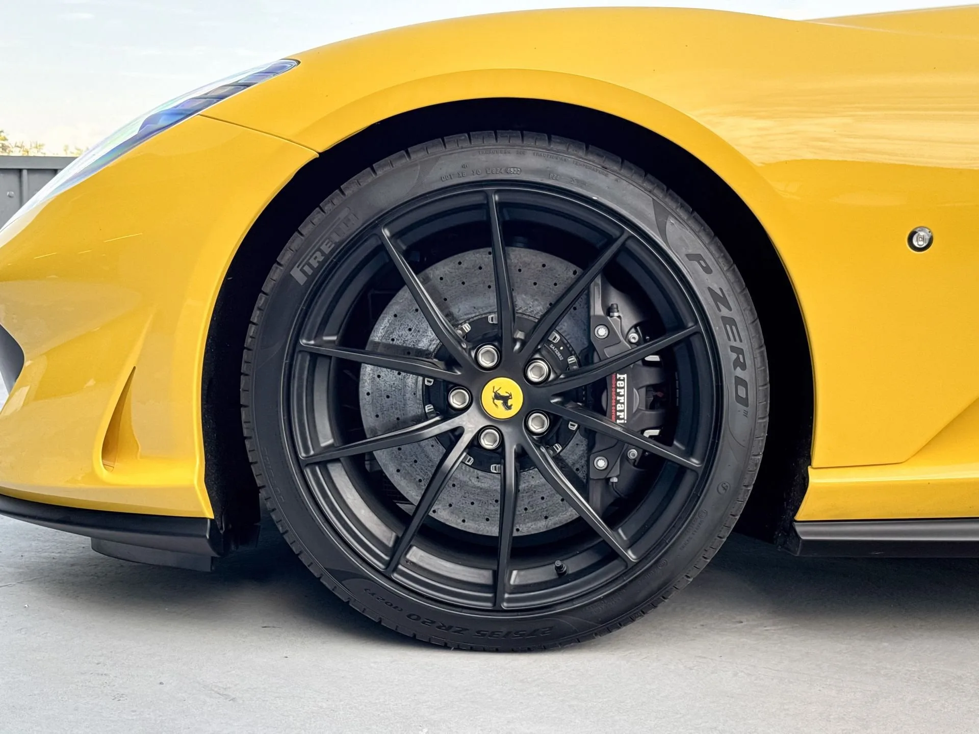 2023 Ferrari 812 GTS, 6/23