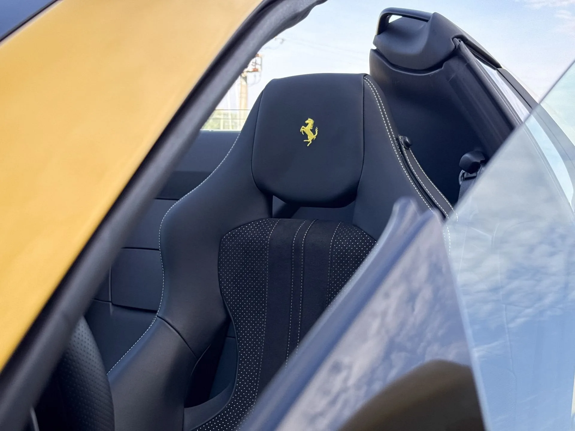 2023 Ferrari 812 GTS, 12/23