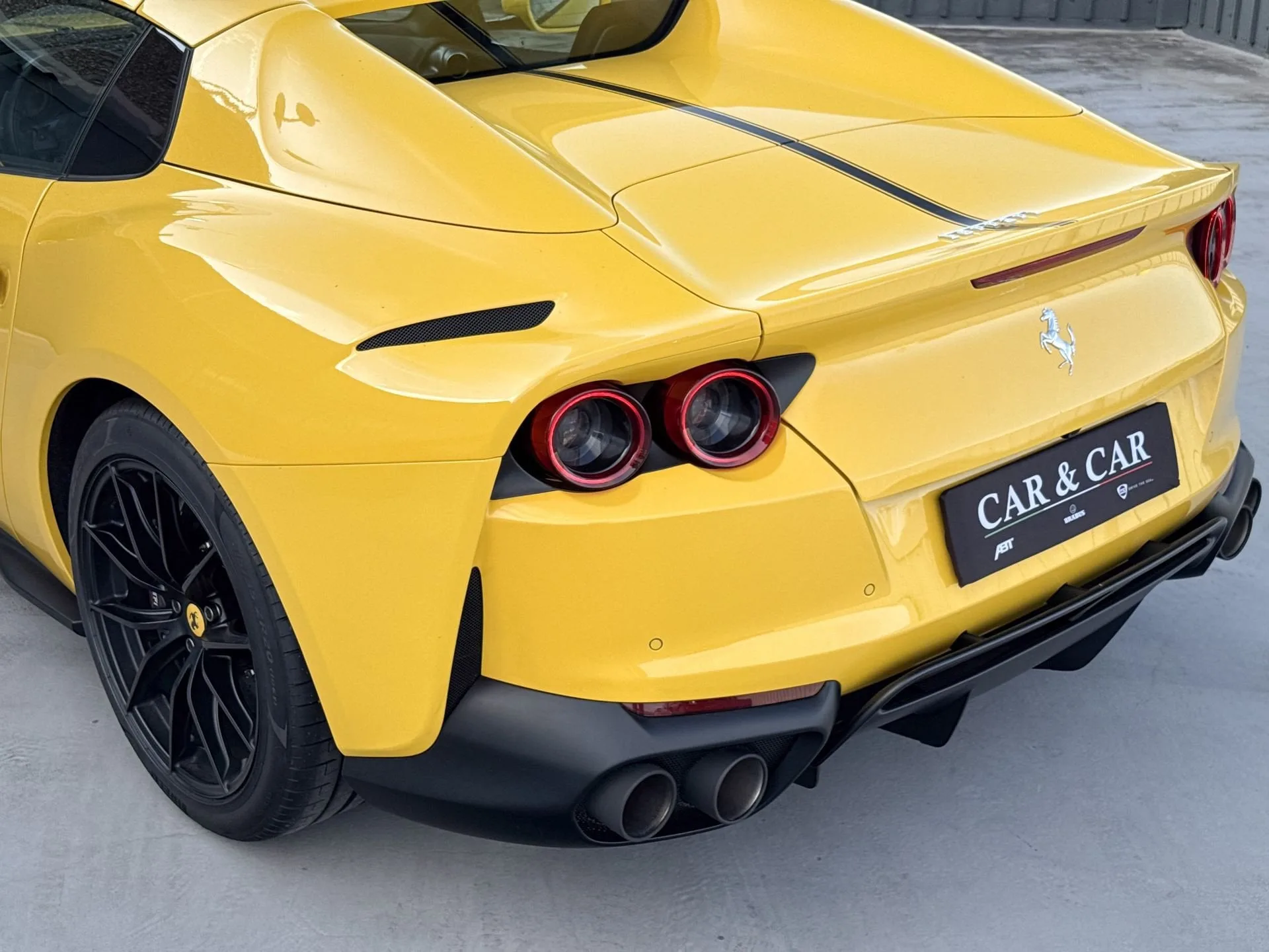 2023 Ferrari 812 GTS, 15/23