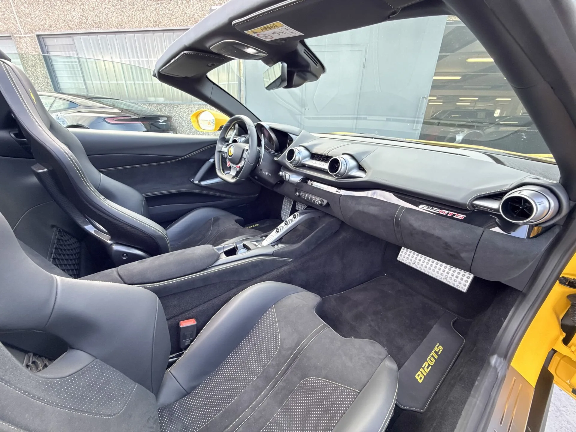 2023 Ferrari 812 GTS, 23/23