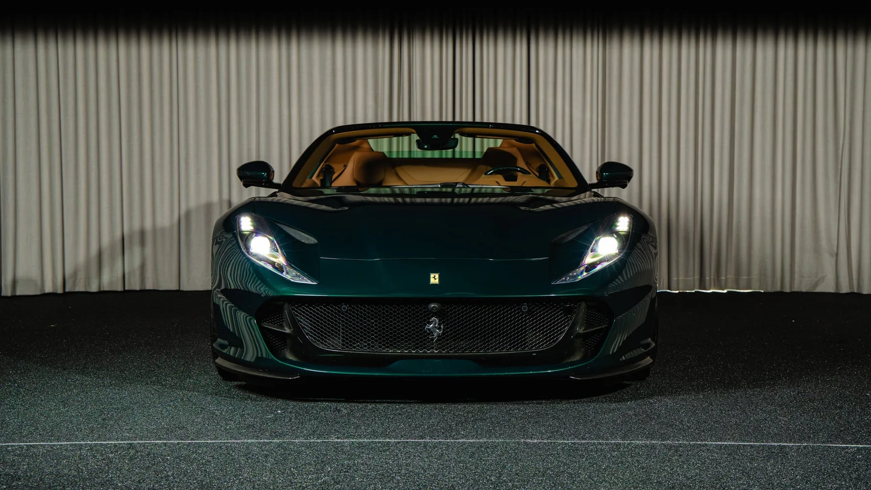2023 Ferrari 812 GTS, 2/30