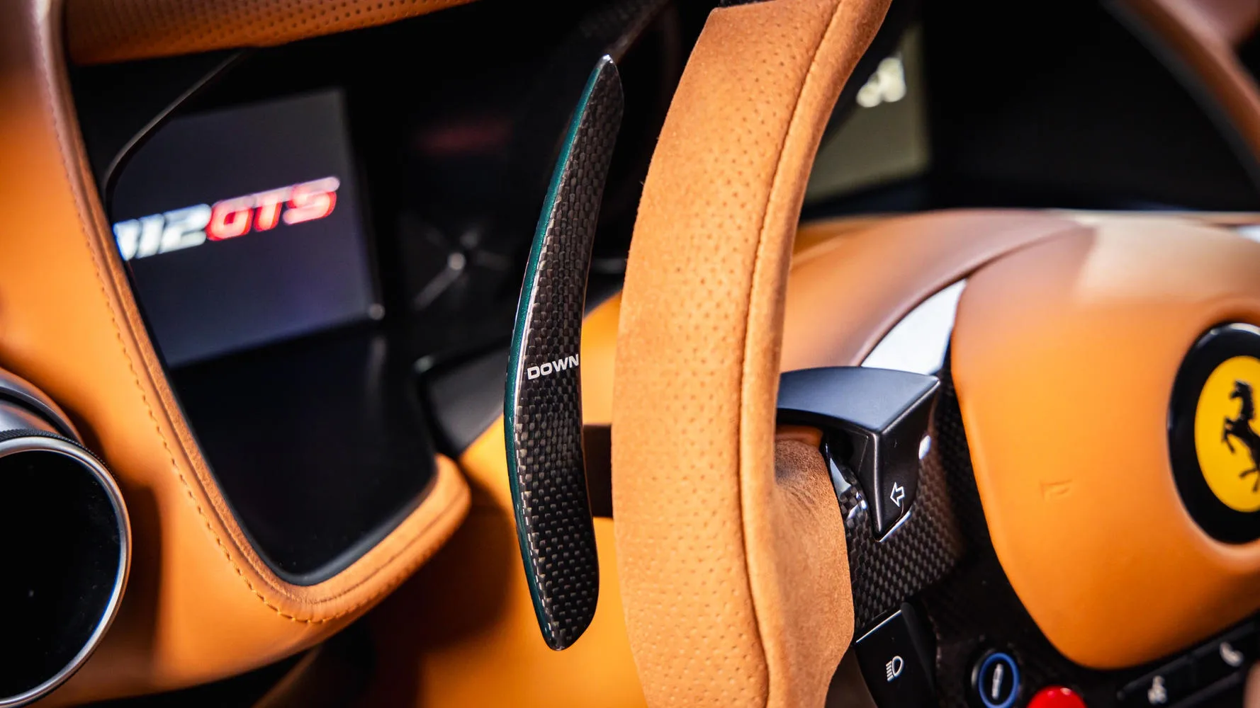2023 Ferrari 812 GTS, 11/30