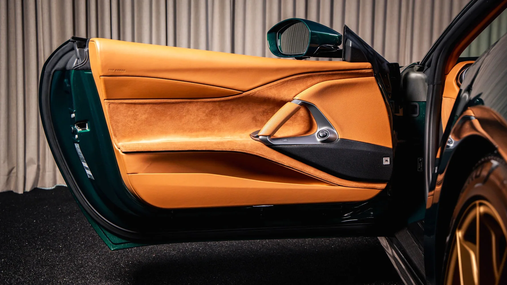 2023 Ferrari 812 GTS, 24/30
