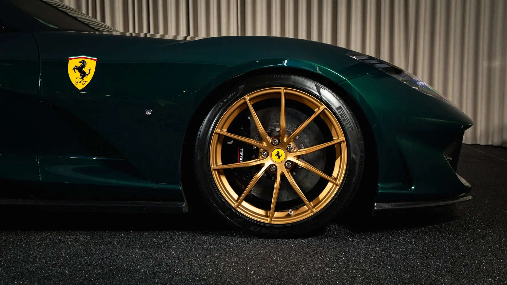 2023 Ferrari 812 GTS, 26/30