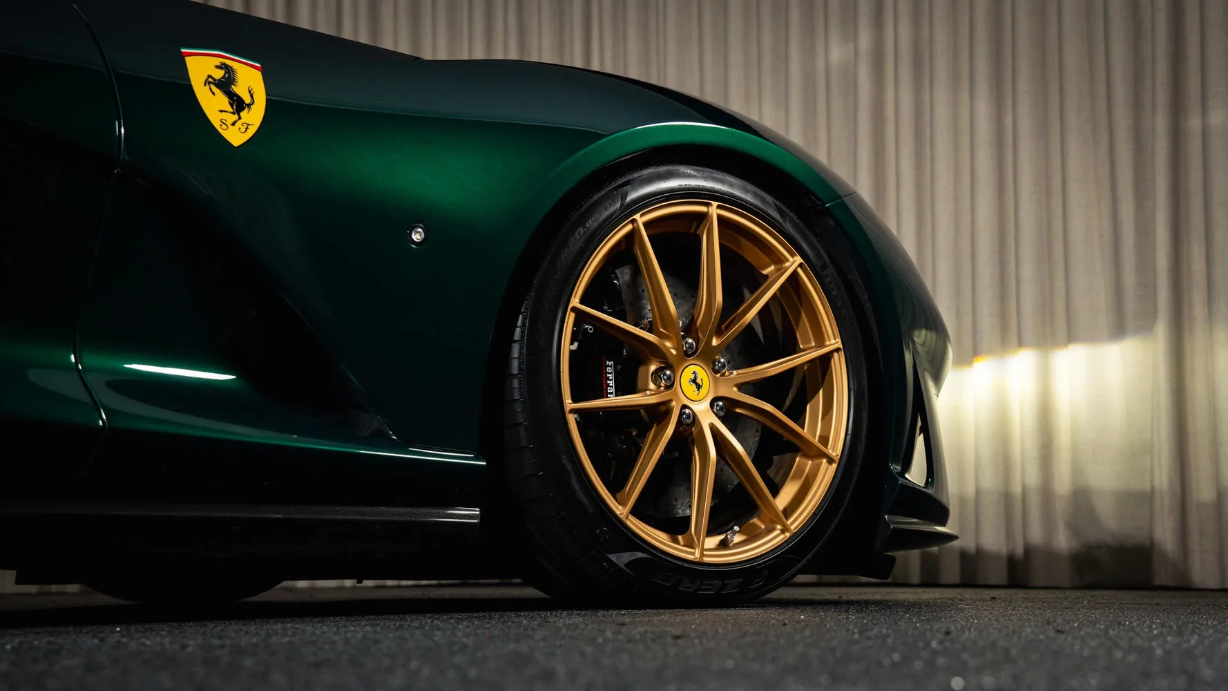 2023 Ferrari 812 GTS, 27/30