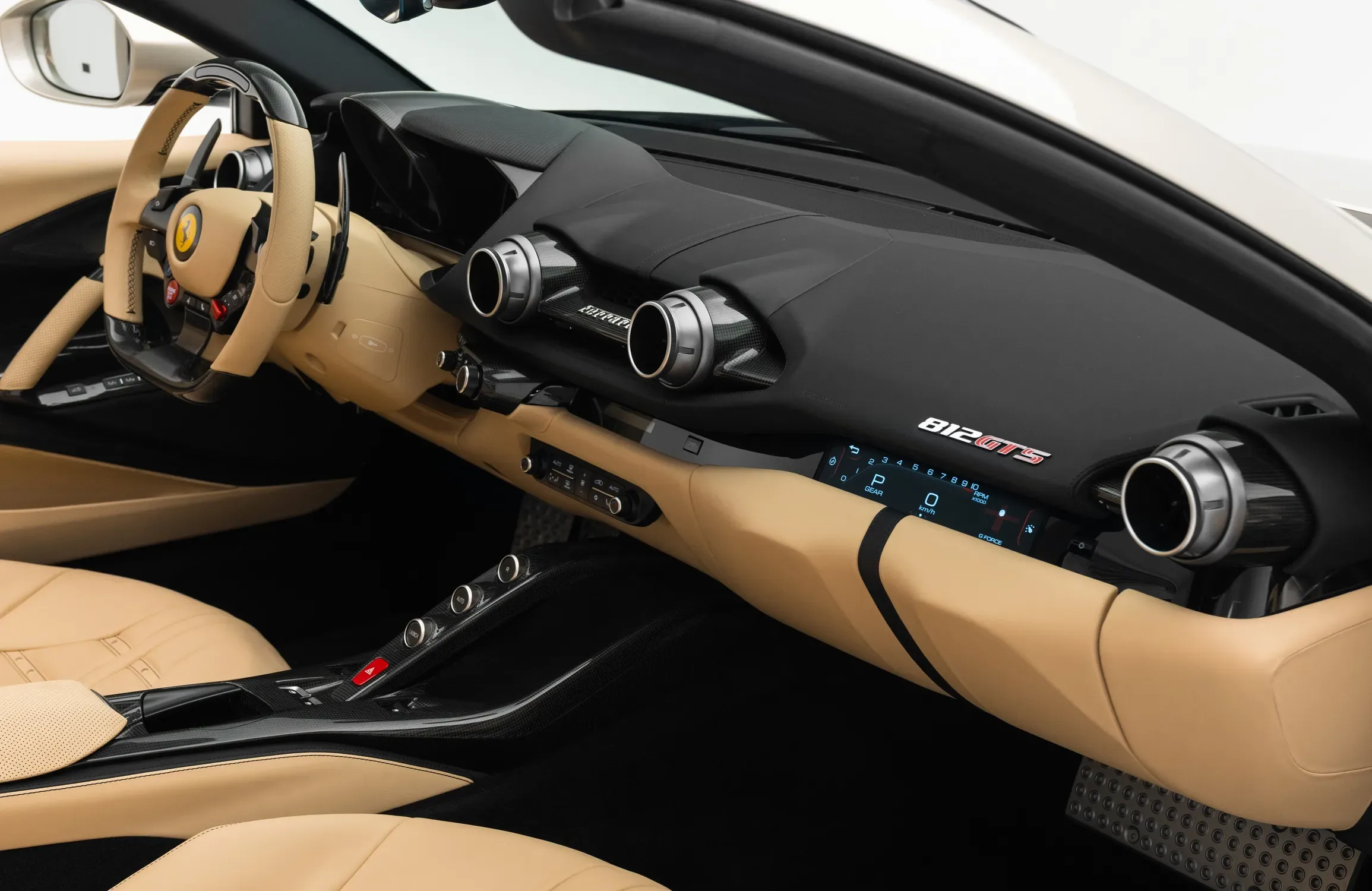 2023 Ferrari 812 GTS, 12/28