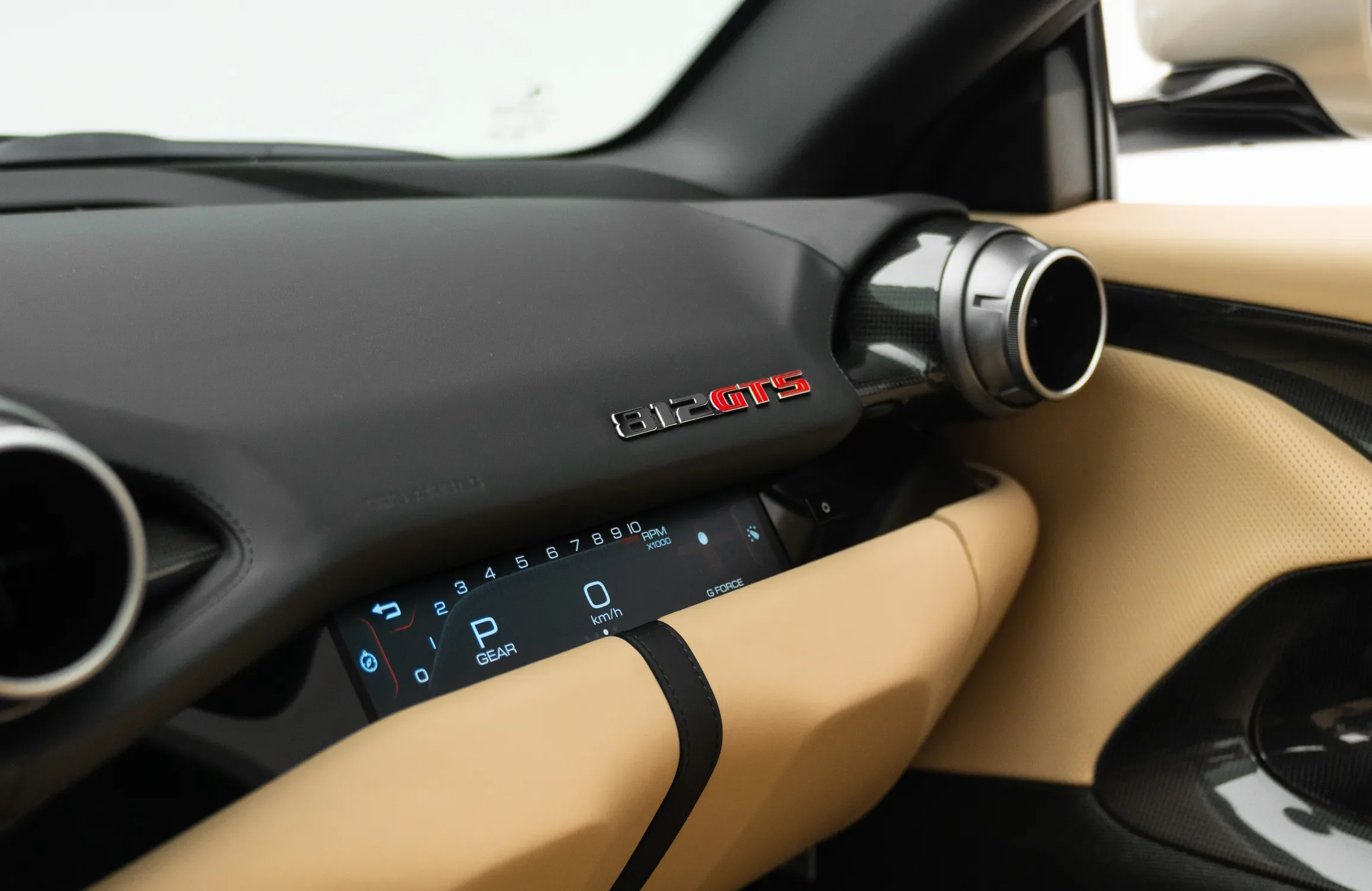2023 Ferrari 812 GTS, 19/28