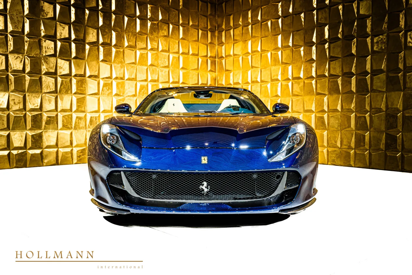 2023 Ferrari 812 GTS Customized angeboten von einem Fachhändler in Stuhr, Deutschland, Foto 2 von 8