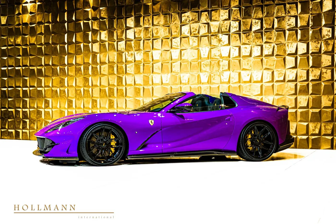 2023 Ferrari 812 GTS proposée par un concessionnaire spécialisé à Stuhr, Allemagne, photo 4 sur 8