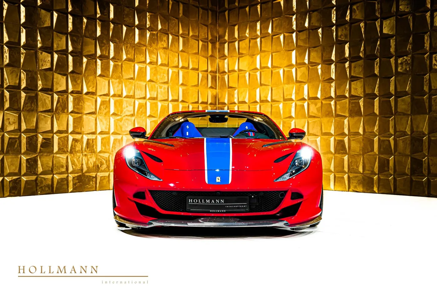 2023 Ferrari 812 GTS angeboten von einem Fachhändler in Stuhr, Deutschland, Foto 3 von 8