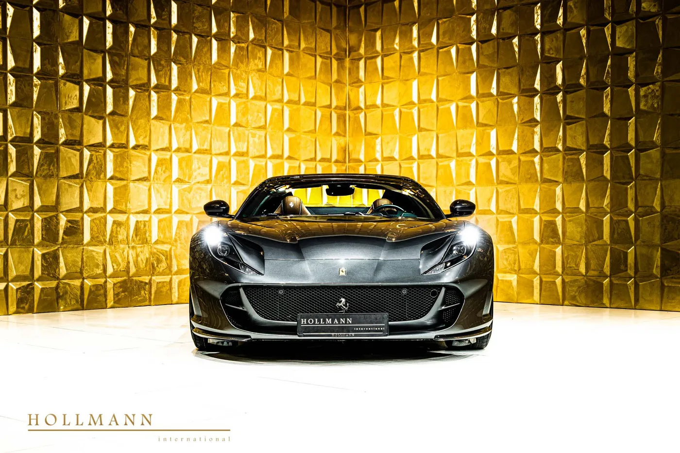 2023 Ferrari 812 GTS angeboten von einem Fachhändler in Stuhr, Deutschland, Foto 2 von 8