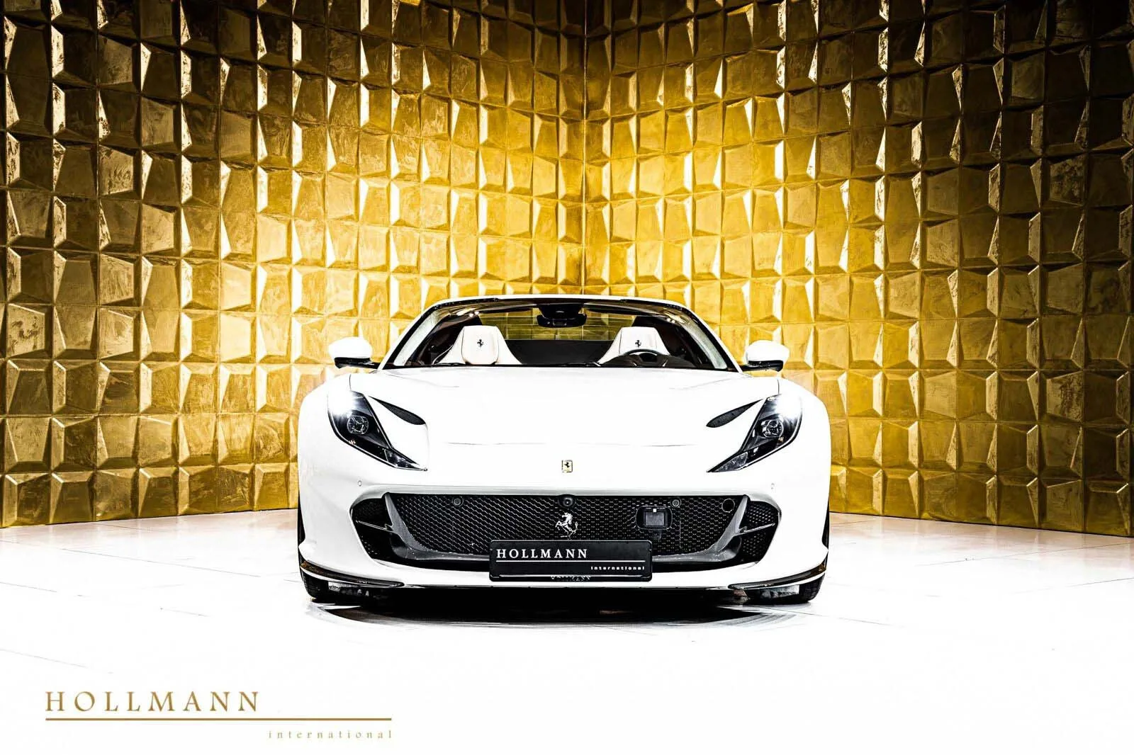 2023 Ferrari 812 GTS, 2/7