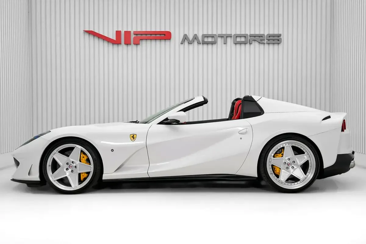 2023 Ferrari 812 GTS, 7/13