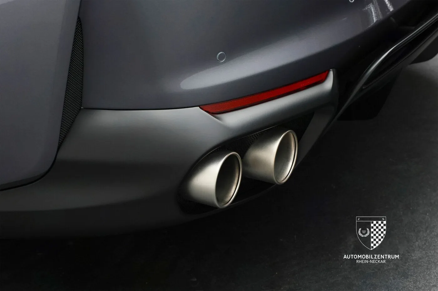 2023 Ferrari 812 GTS angeboten von einem Supersportwagenhändler in Viernheim, Deutschland, Foto 13 von 25
