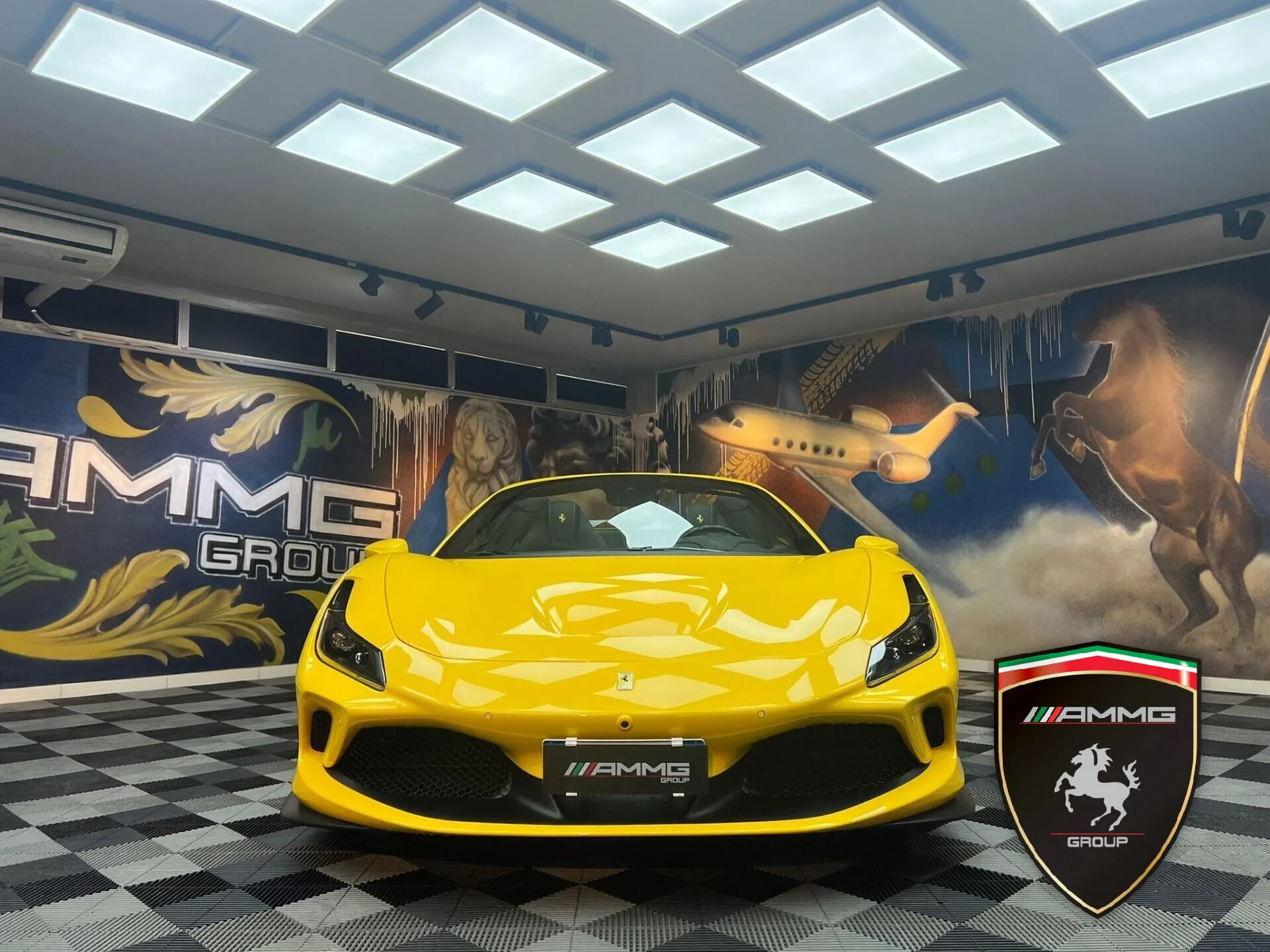 2023 Ferrari F8 Spider, 2/15